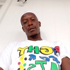 Meet your Posher, Ozia